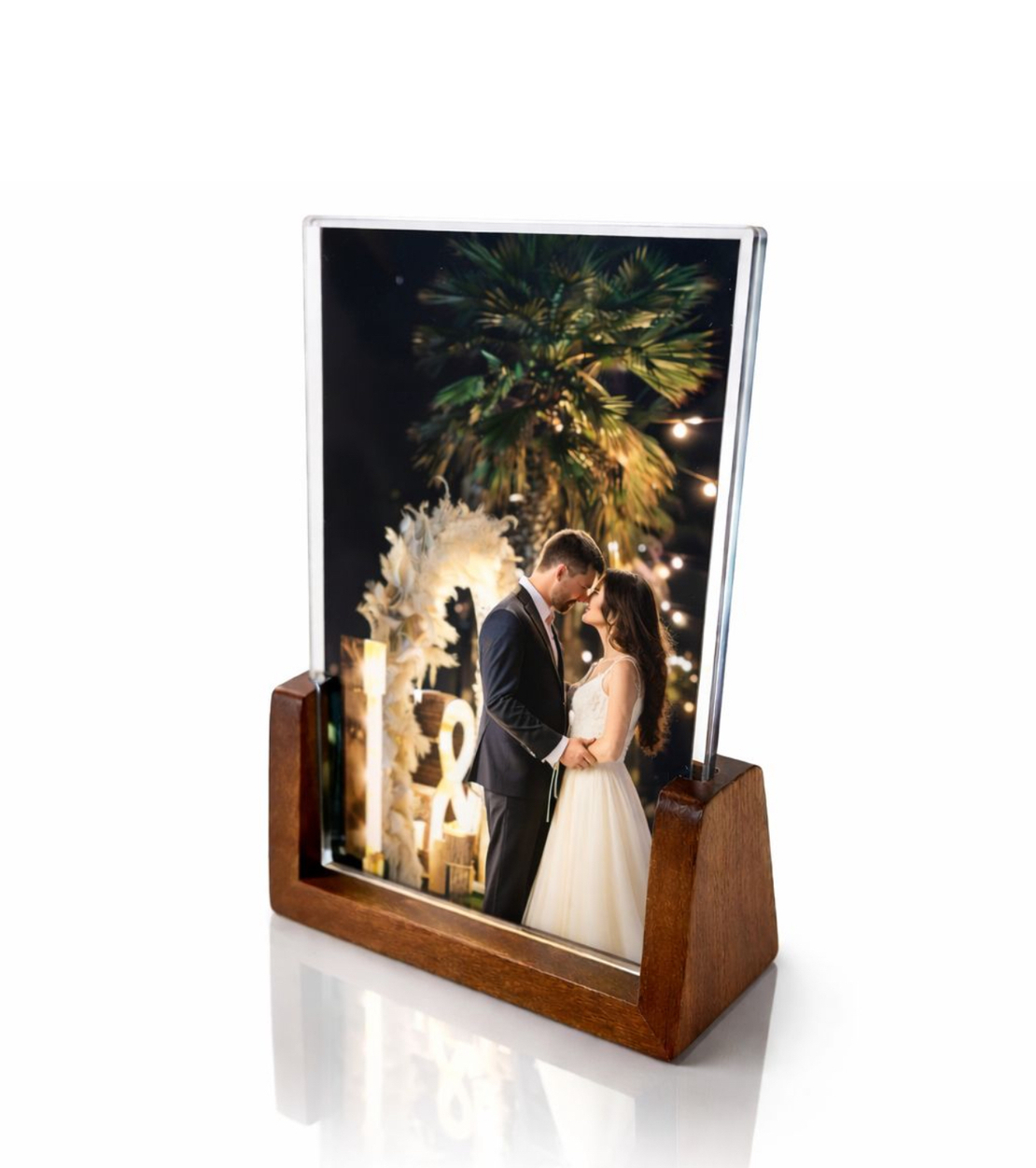 מעמד אקריל עם בסיס עץ 10X15 ס