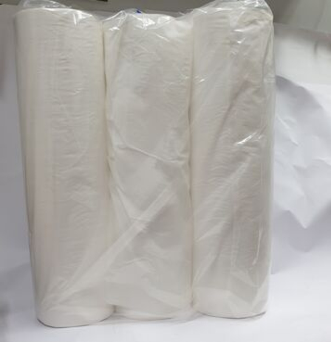 גליל סדין נייר לבן כולל פרפורציה - 3 יחידות