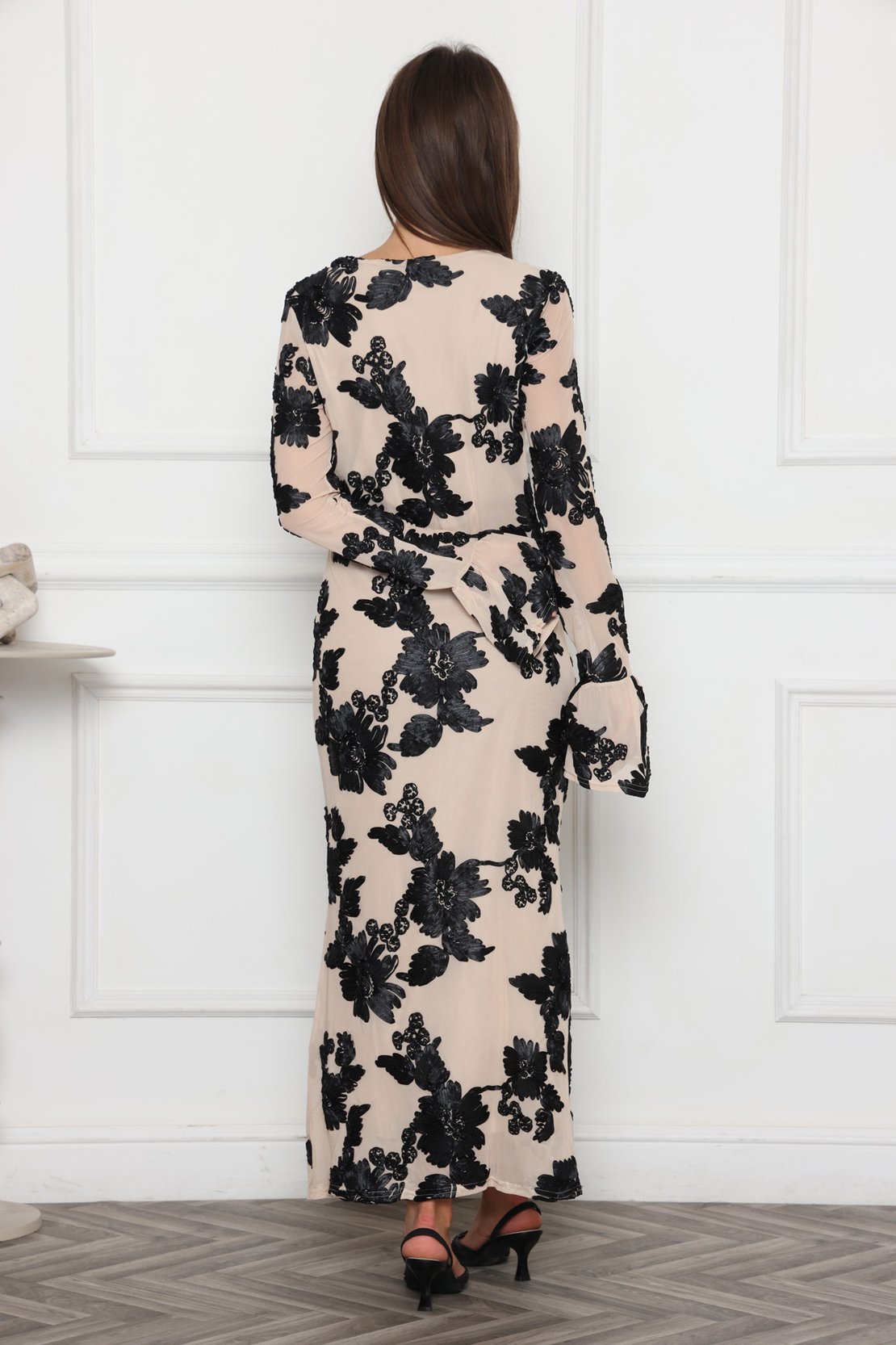 שמלת אדלינה