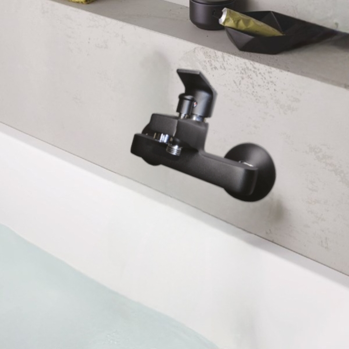 ברז סוללה לאמבטיה יוקרתי שחור דגם Safir Black