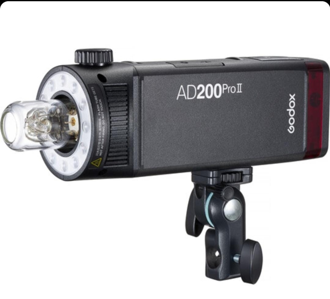 Godox AD200Pro Mark II פלאש קומפקטי נטען TTL