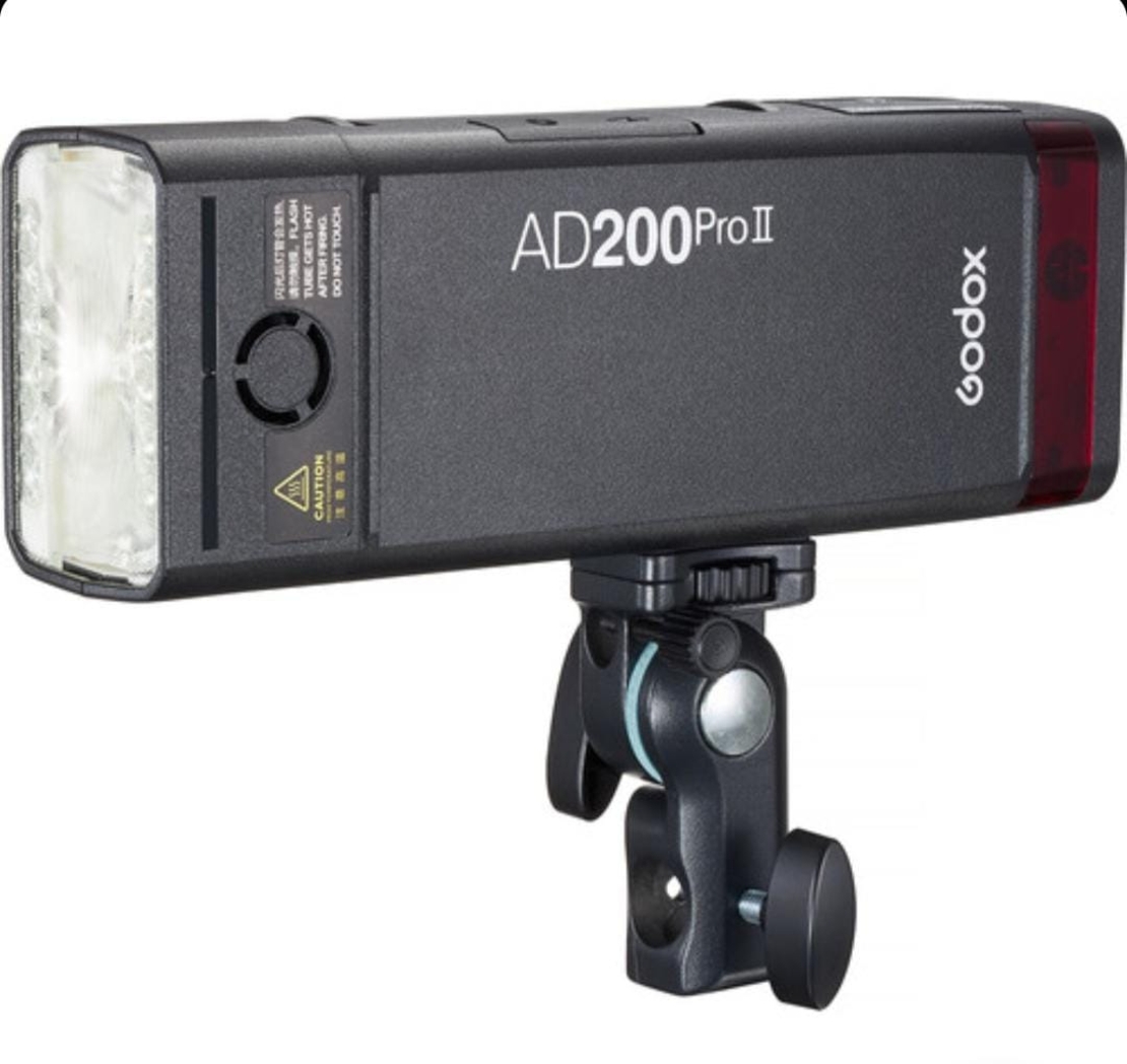 Godox AD200Pro Mark II פלאש קומפקטי נטען TTL