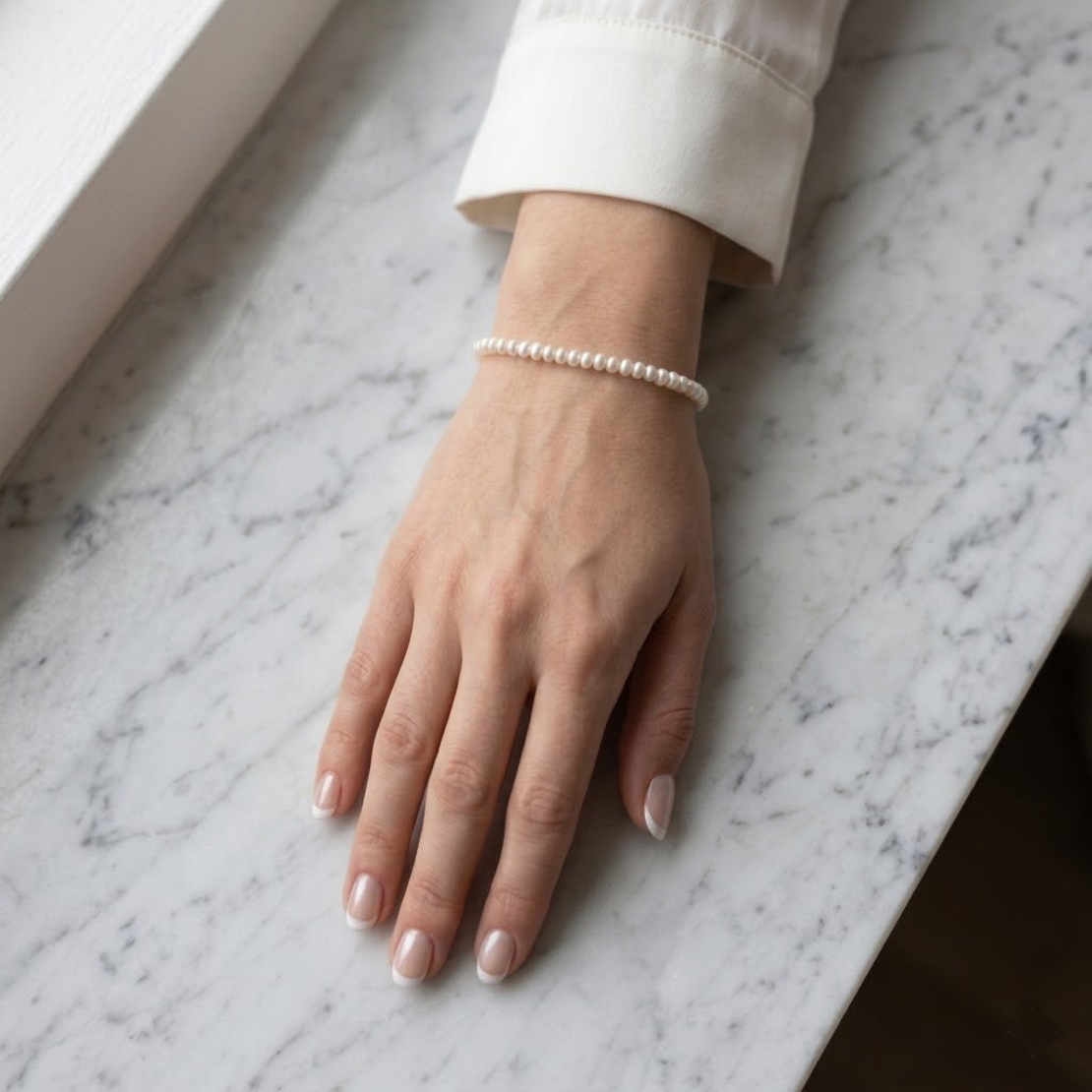 צמיד פנינים קטנות עגולות