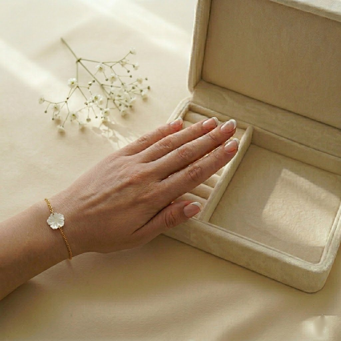 צמיד פרח פנינה