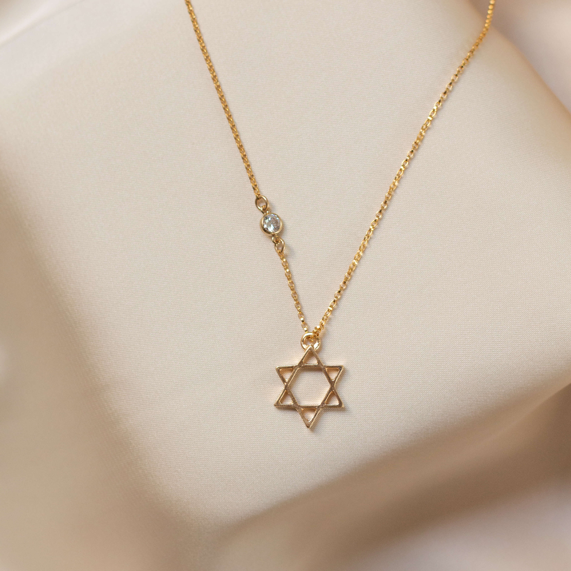 שרשרת אומץ זהב