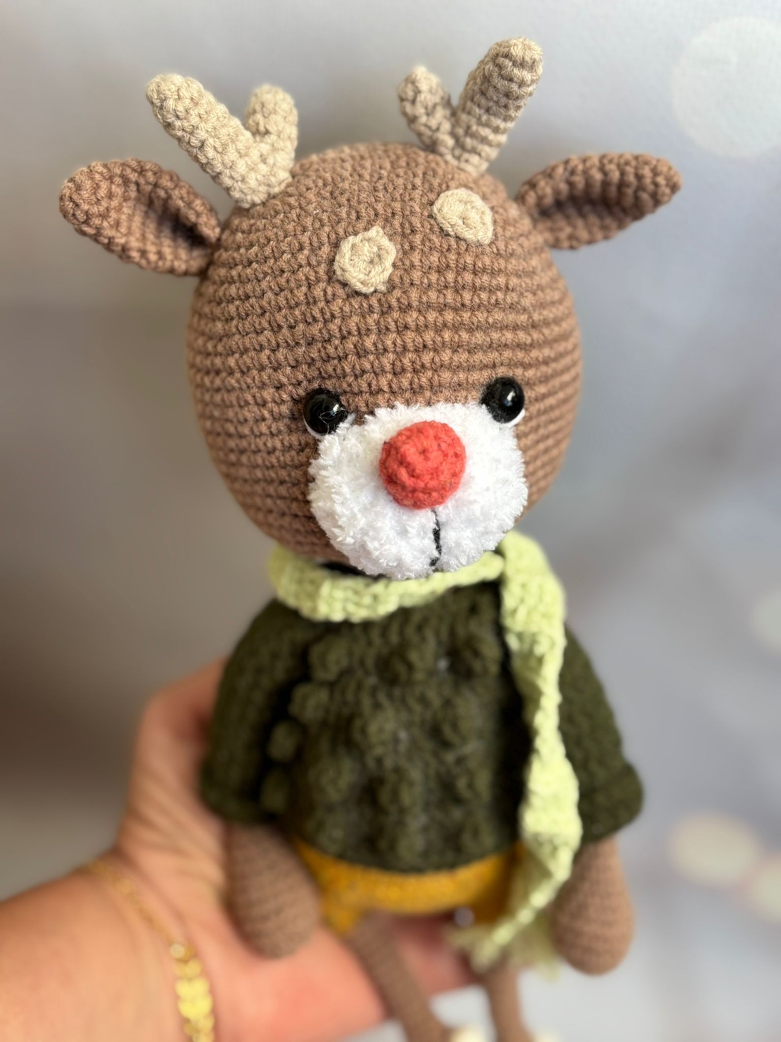 בובת אייל סרוגה בעבודת יד