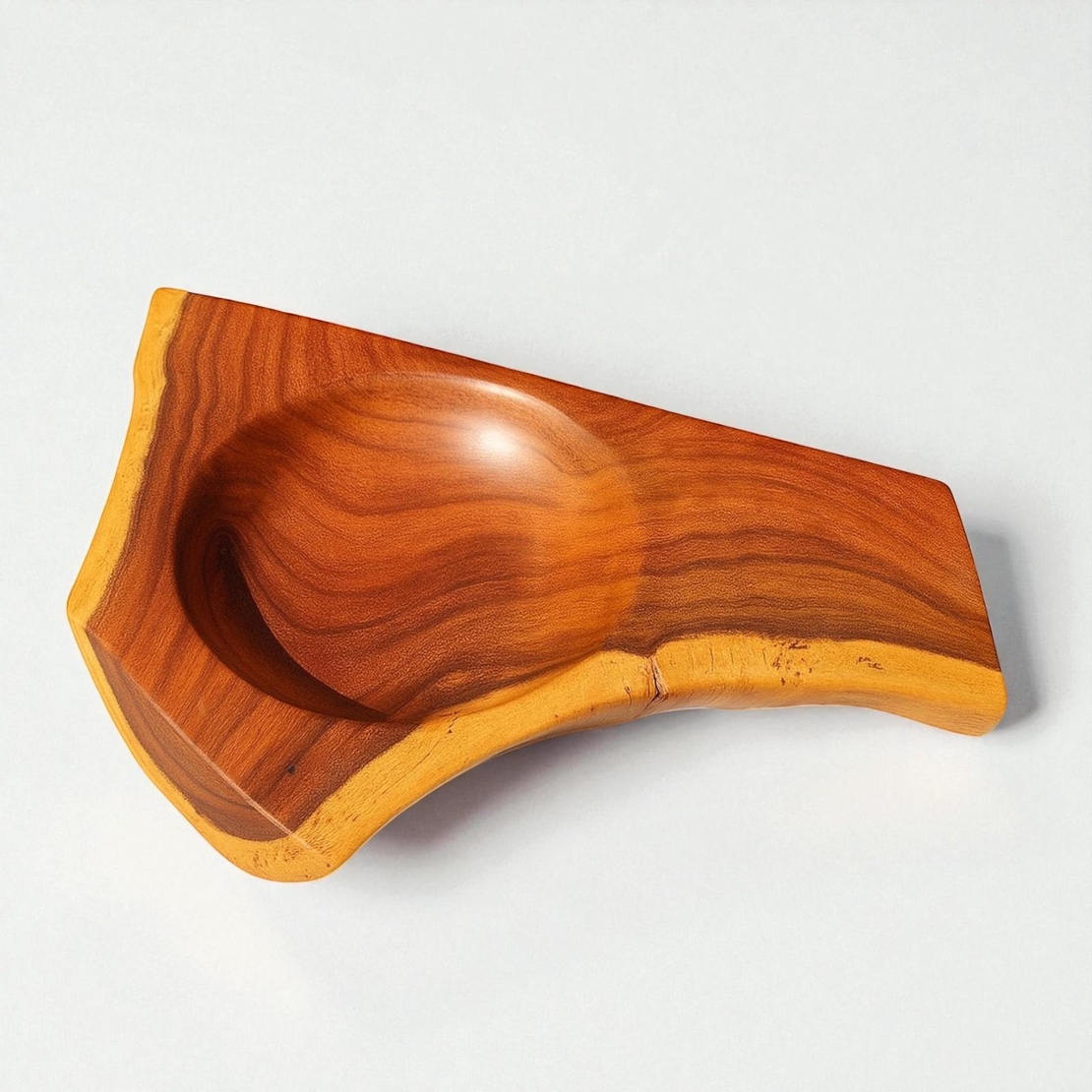 קערת הגשה מעץ סיסם בעבודת יד