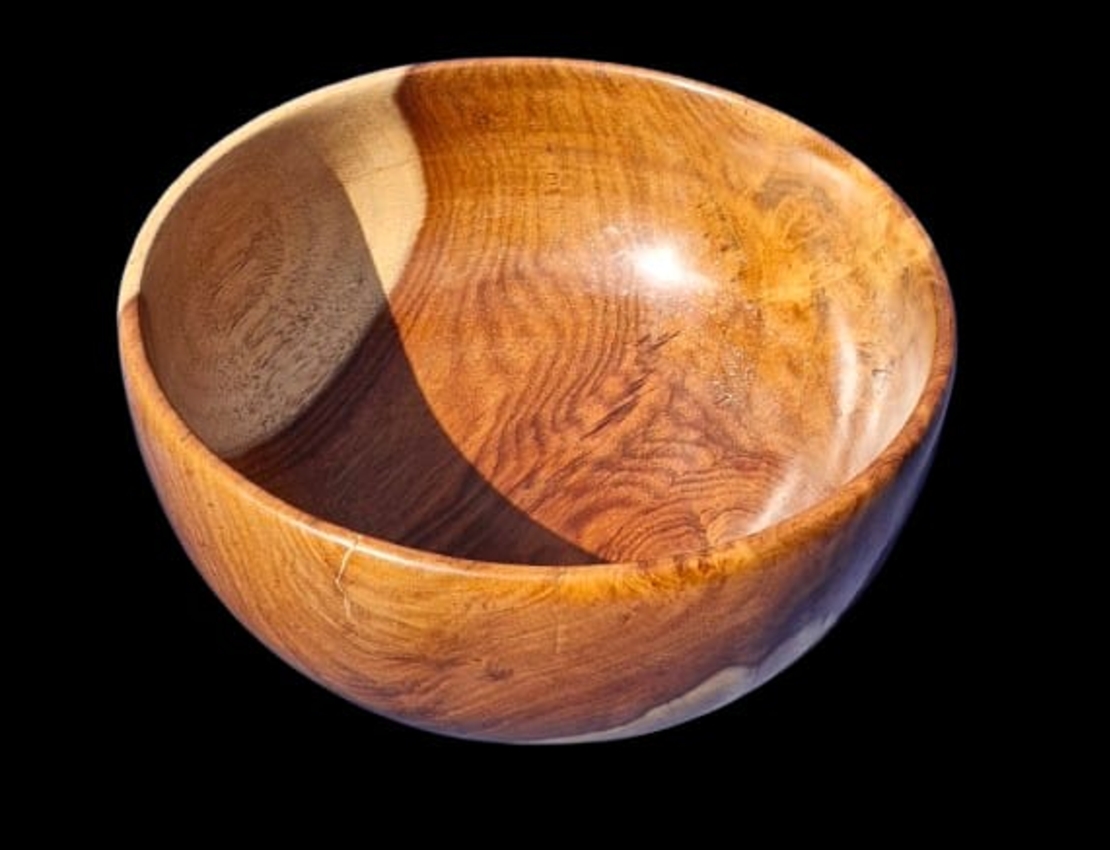 קערה דקורטיבית מעץ סיסם בעבודת יד