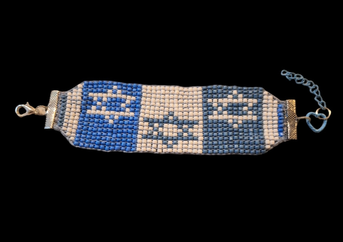 צמיד חרוזיונציה בשיטת אריגה בנול -מגן דוד