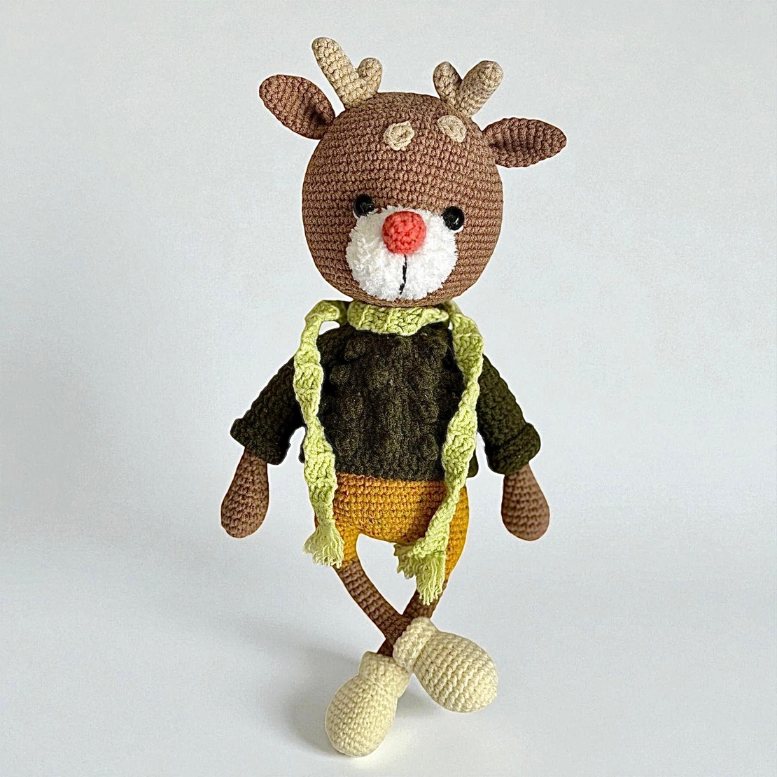 בובת אייל סרוגה בעבודת יד