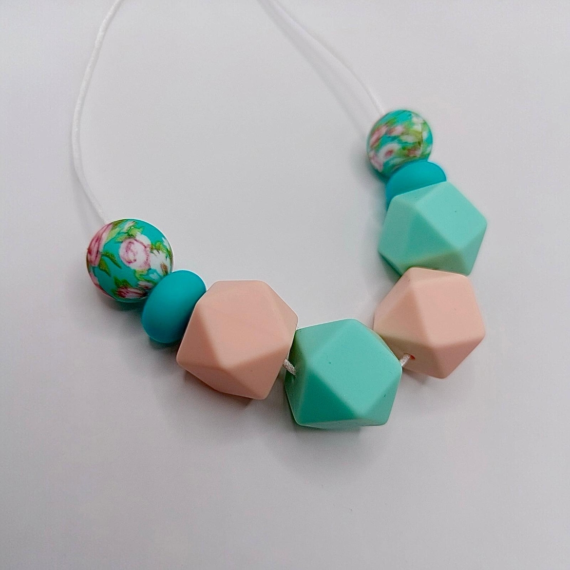 שרשרת הנקה ליאן