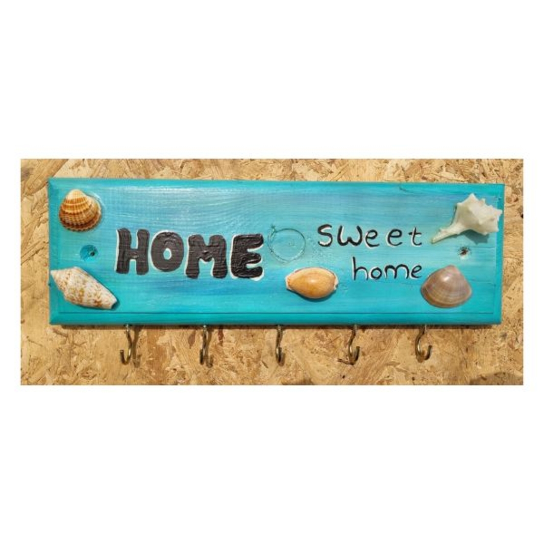 שלט השראה מעץ עם ווים לתליה home sweet home