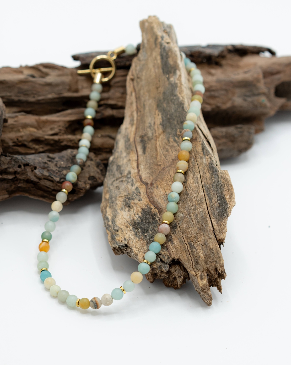 שרשרת נטע-מחרוזי אמזונייט והמטייט זהב