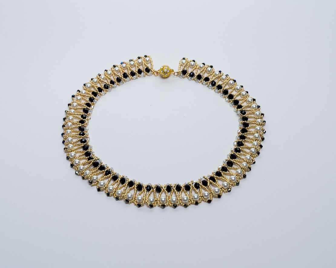 שרשרת יונה- שרשרת מחרוזי קריסטל , רונדלים וסברובסקי