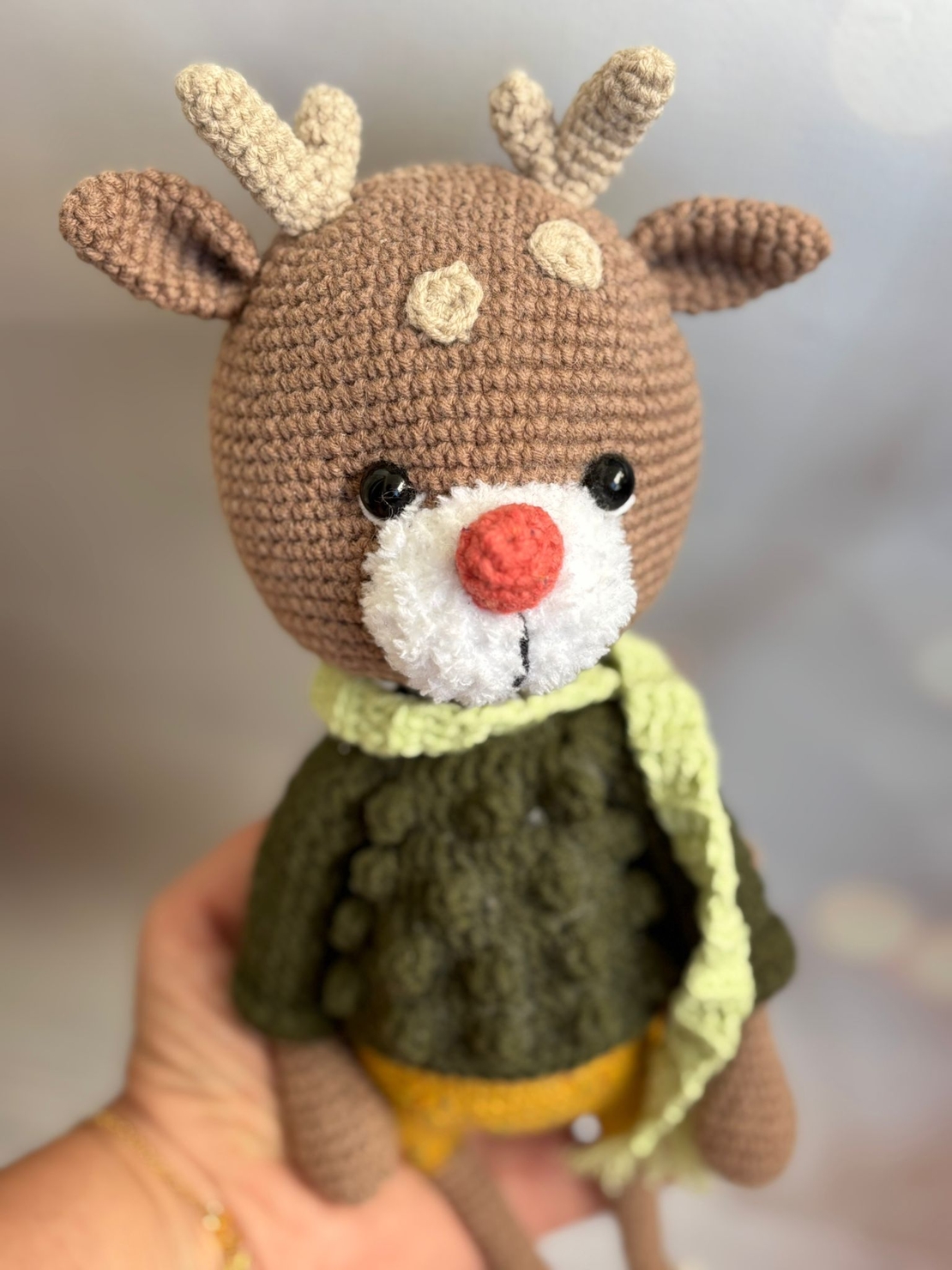 בובת אייל סרוגה בעבודת יד