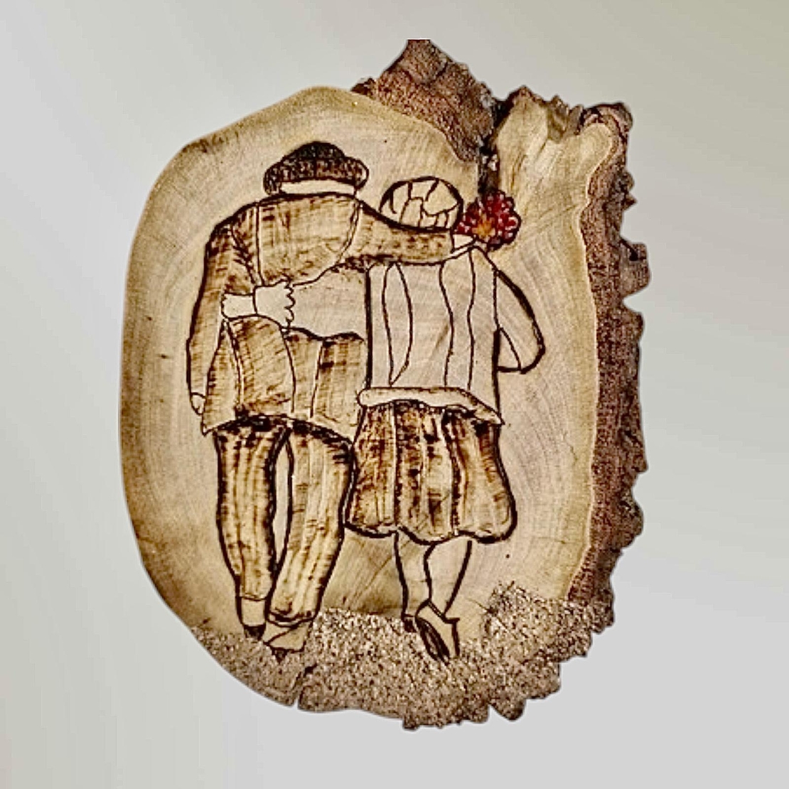 האהבה לא נגמרת בזקנה - תמונת צריבה בעץ