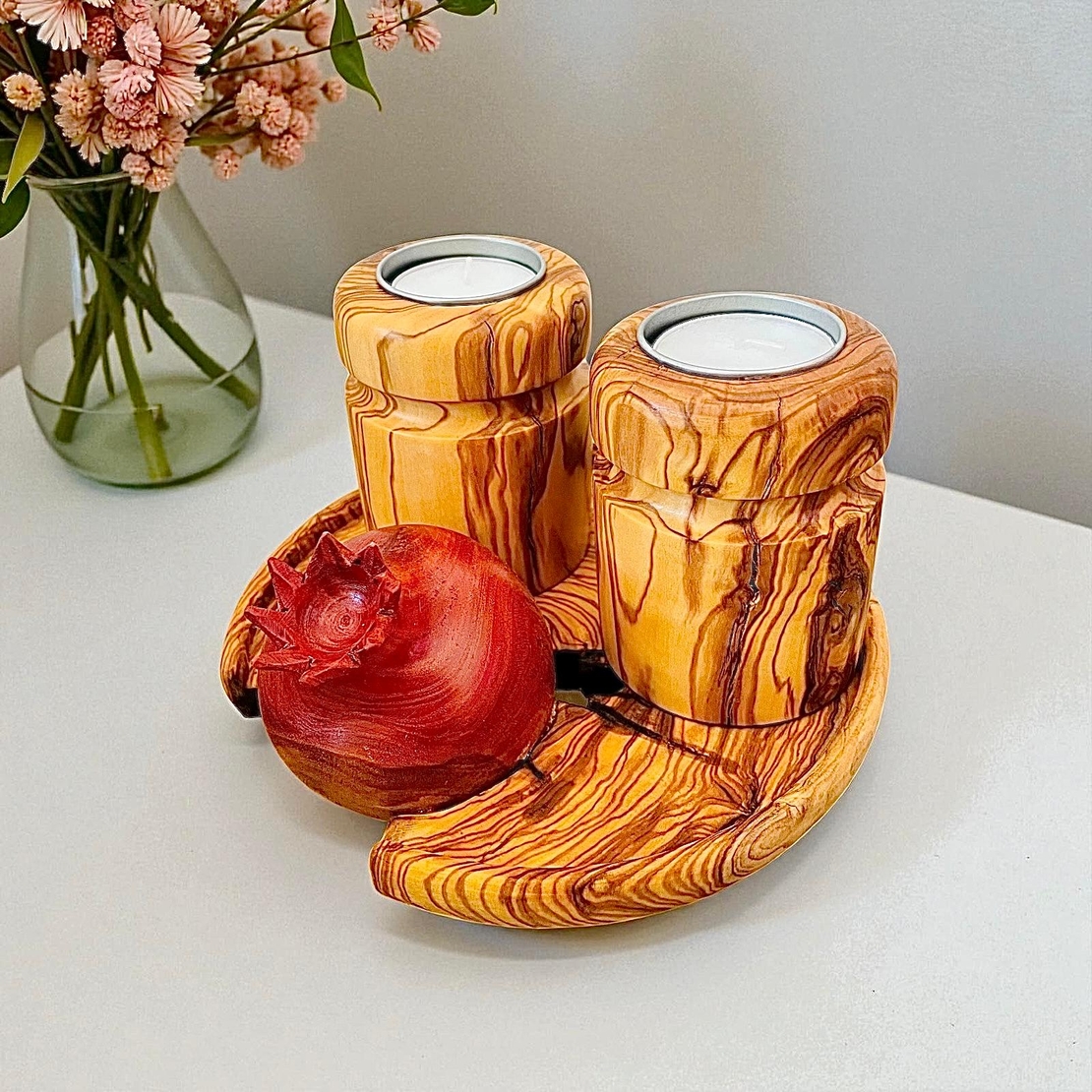 זוג פמוטים מעץ זית בעבודת יד