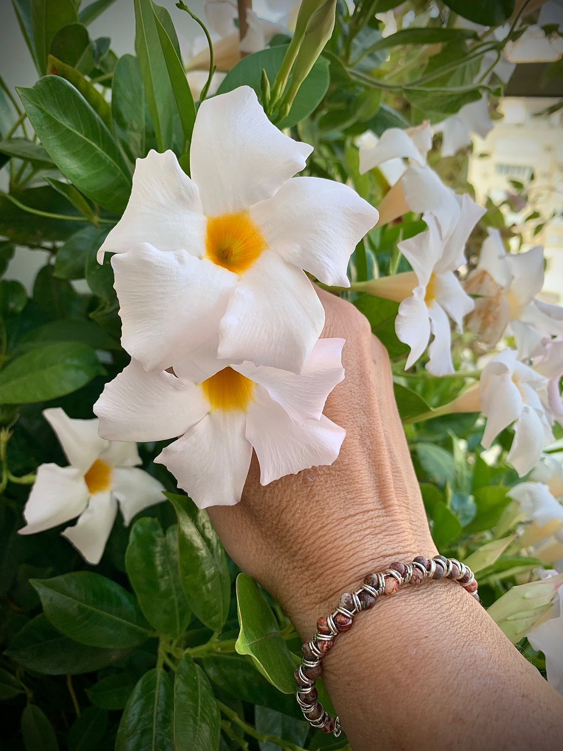 צמיד בעיצוב goddess bracelet בעבודת יד