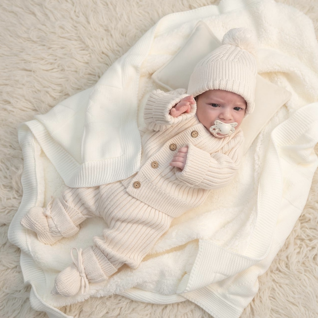 דגם אריאל - בז׳