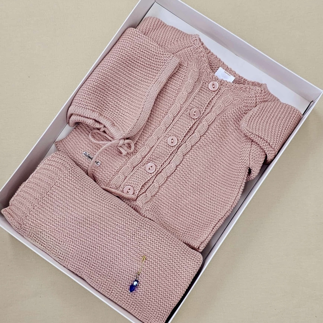 מארז סט סרוג  + שמיכה NB - ורוד