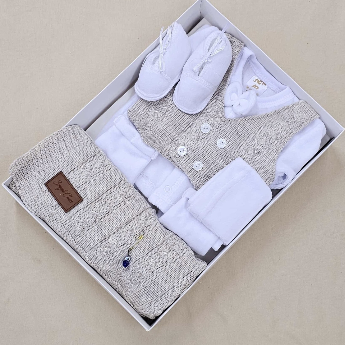 מארז ווסט סרוג צמות NB