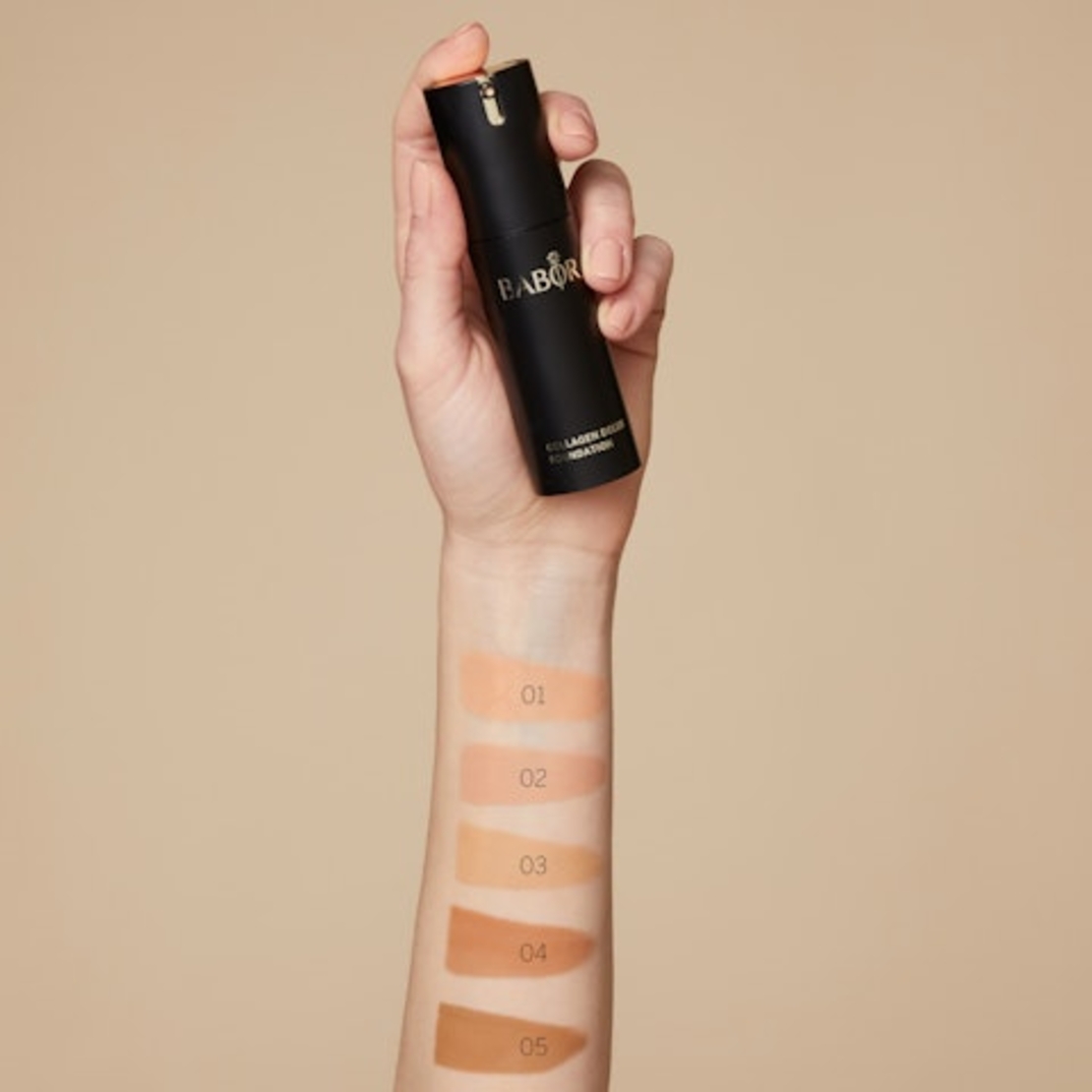 MAKEUP - Collagen deluxe 02 Ivory