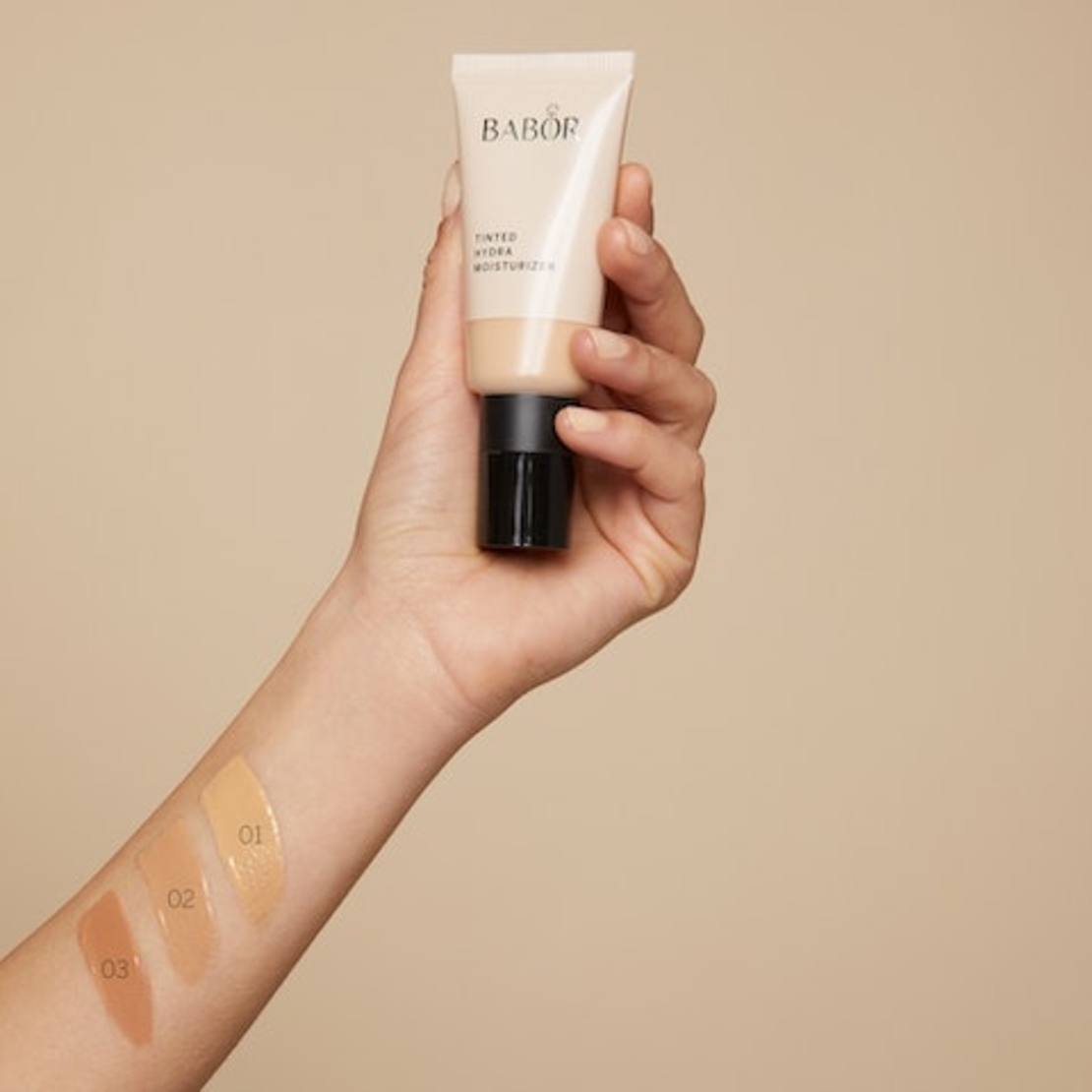 MAKEUP - Tinted hydra moisturizer natural 02
