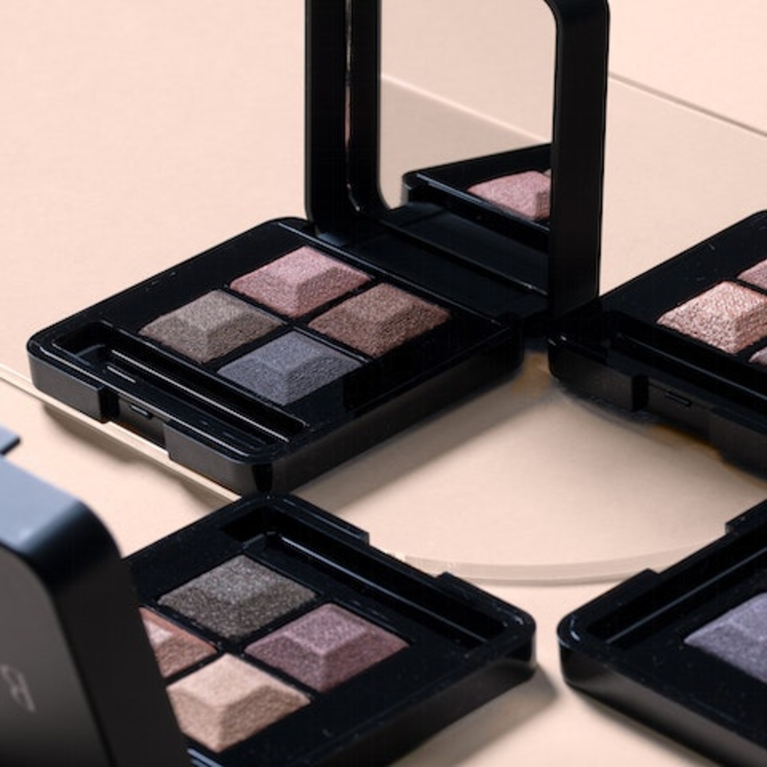 EYE - Eye shadow quattro smokey 02