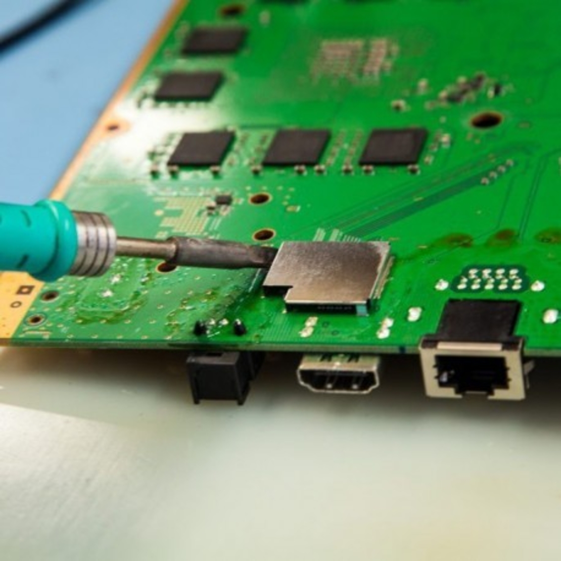 תיקון רכיב תצוגה (IC CHIP) PS5