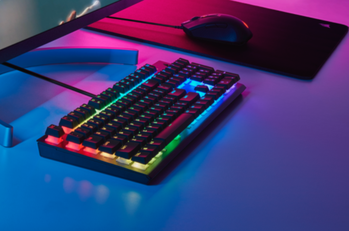 מקלדת גיימינג Corsair K60 RGB Pro