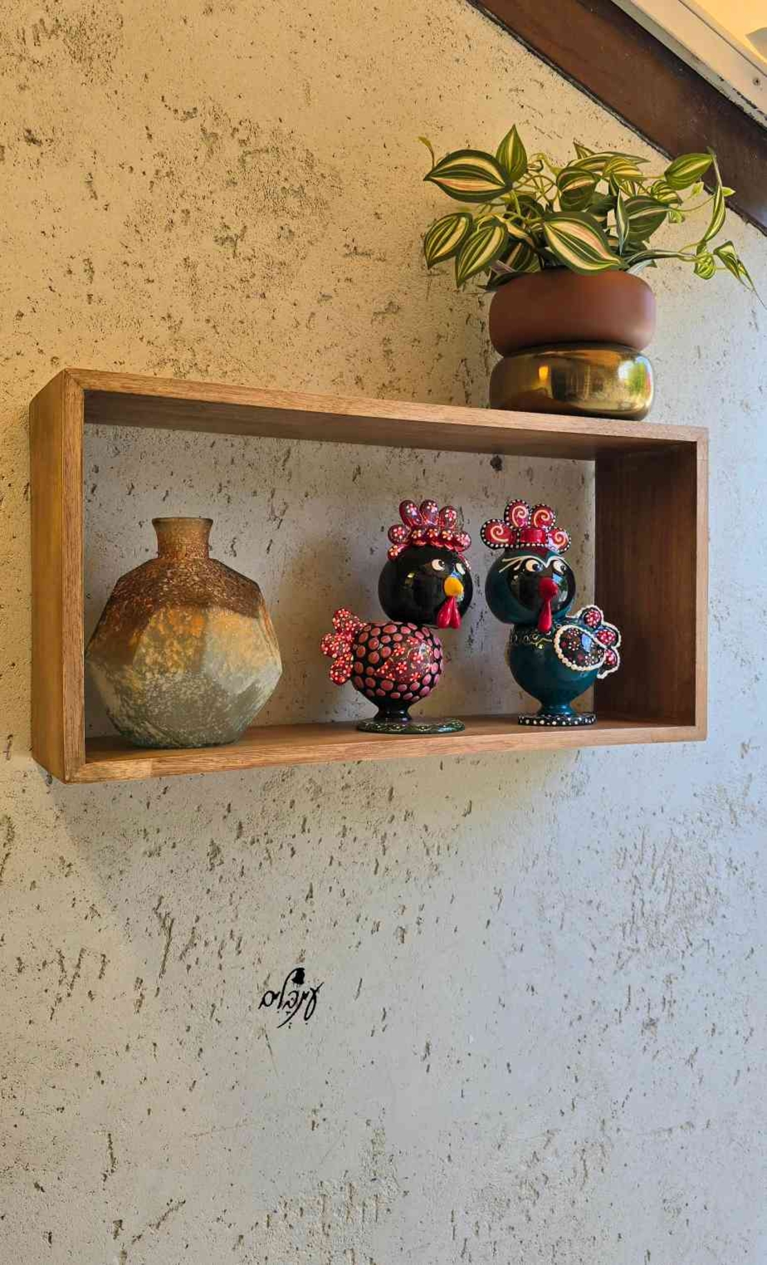 מדפי עץ מלבניים
