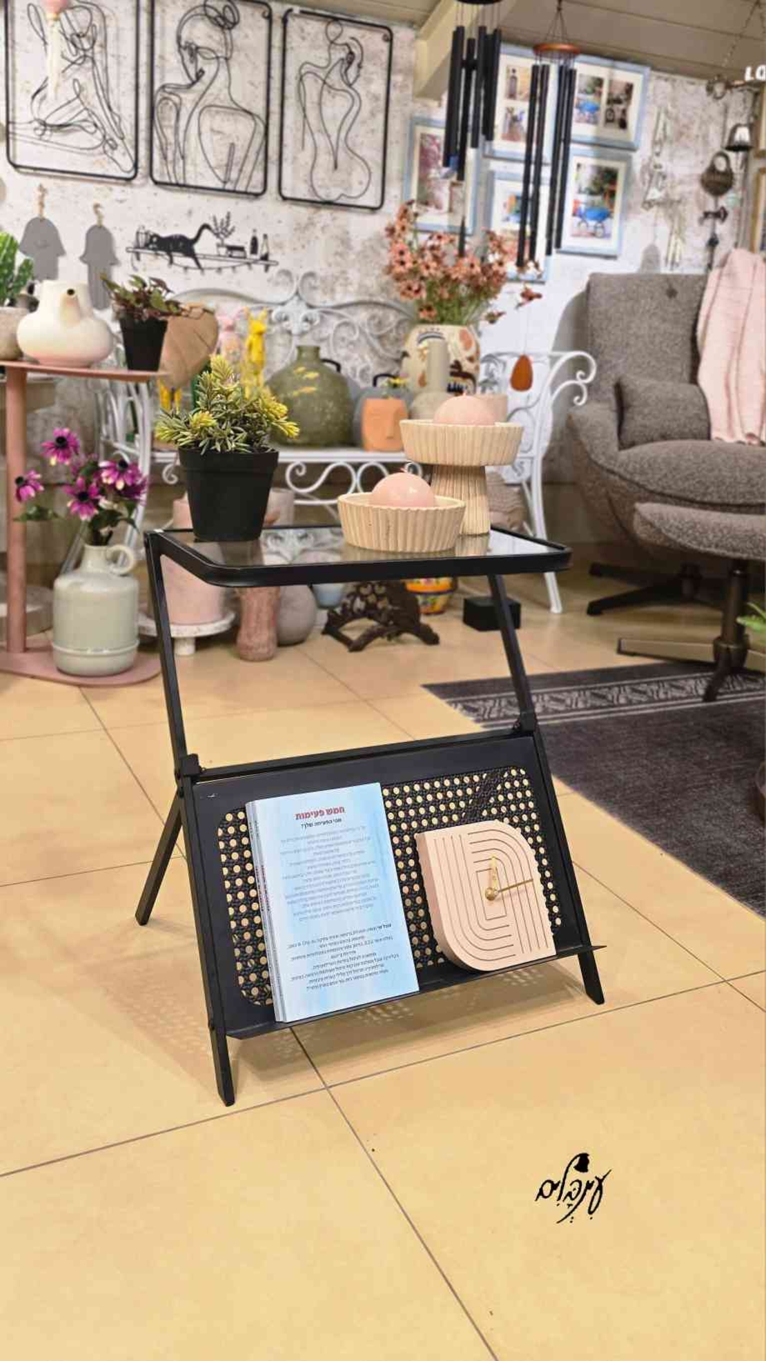 שולחן צד ברזל וזכוכית