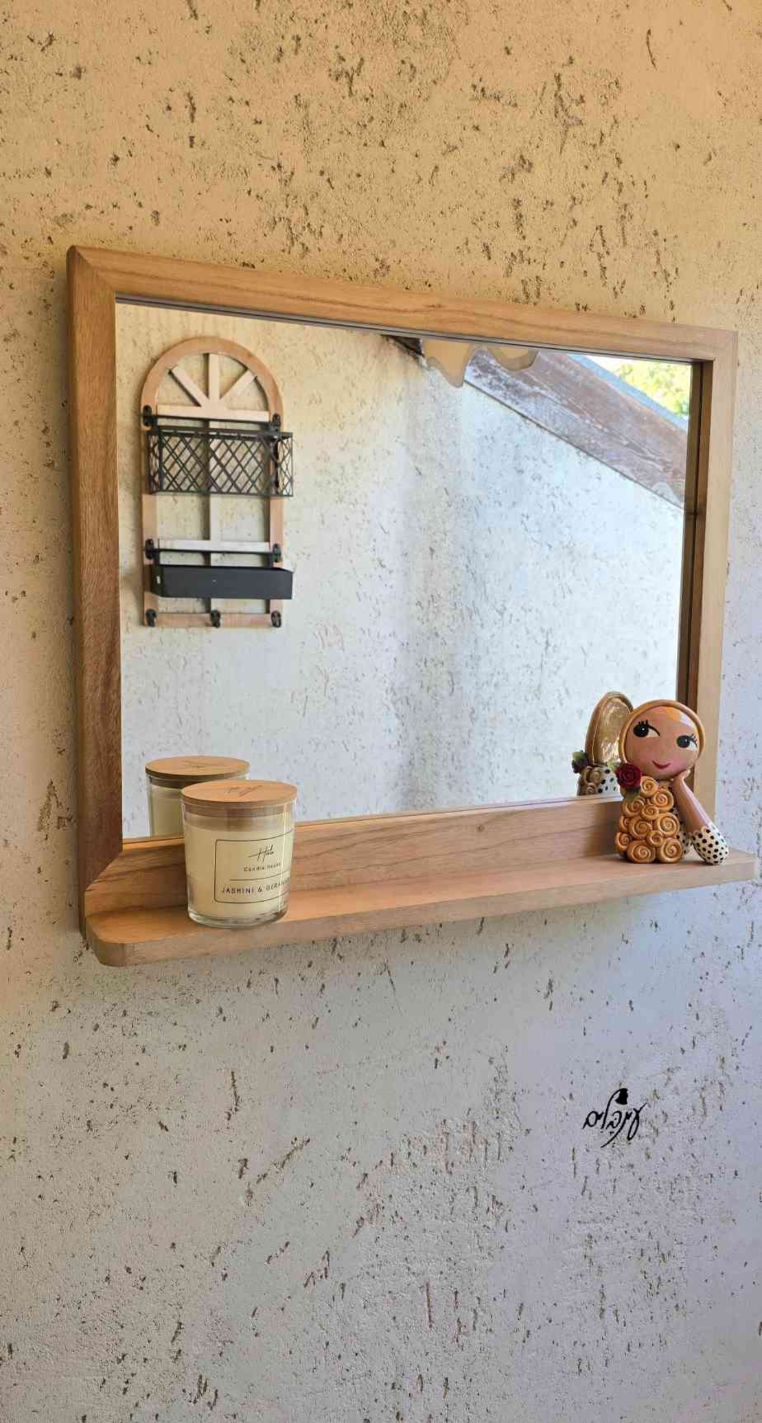 מראת מדף עץ