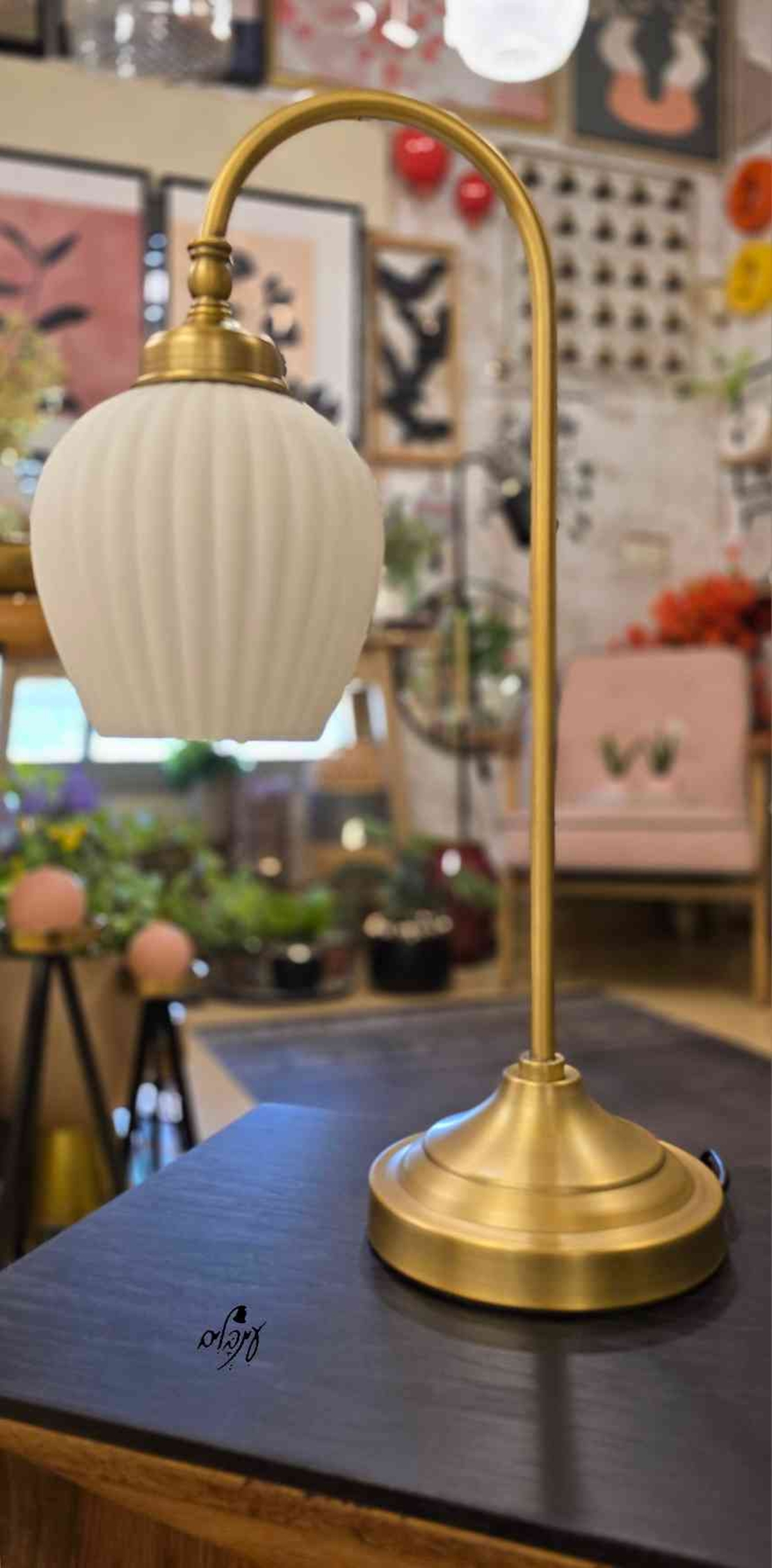 מנורת גולי זכוכית אגס לבן