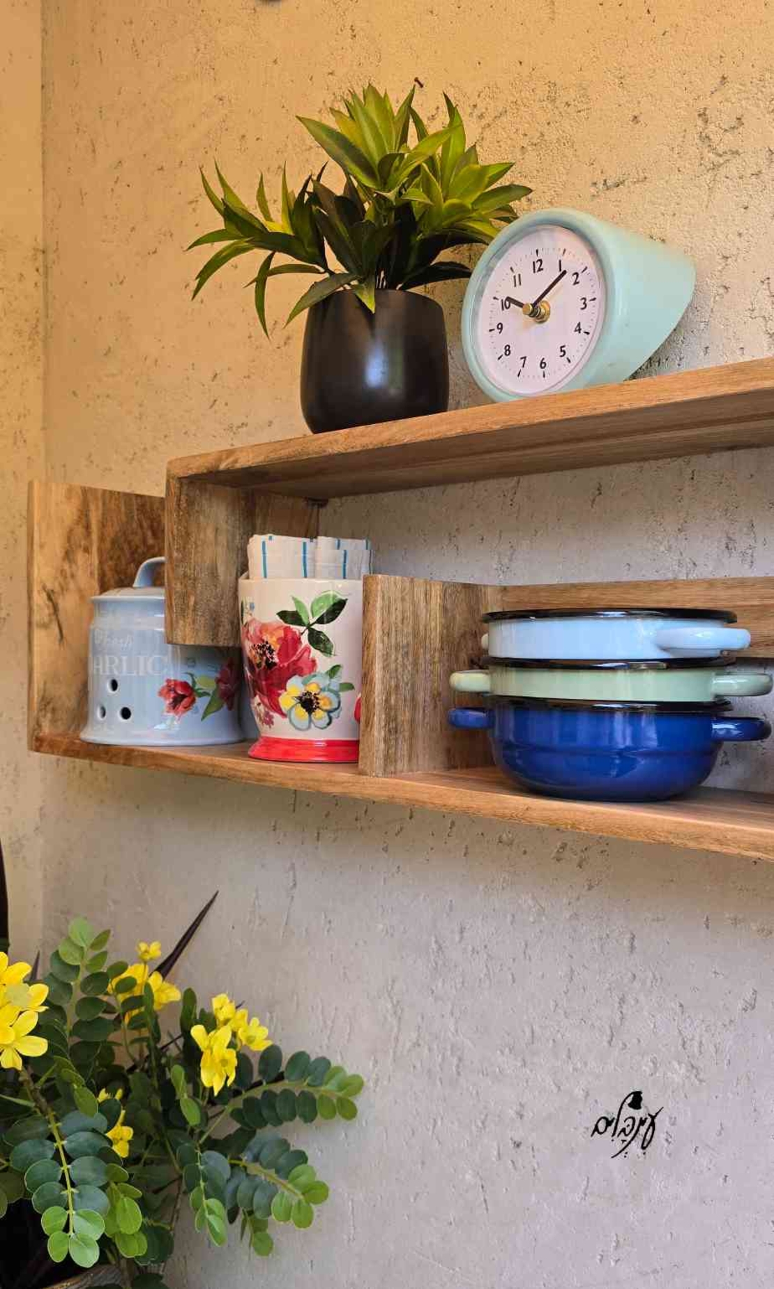 מדף מחולק מעוצב דו כיווני