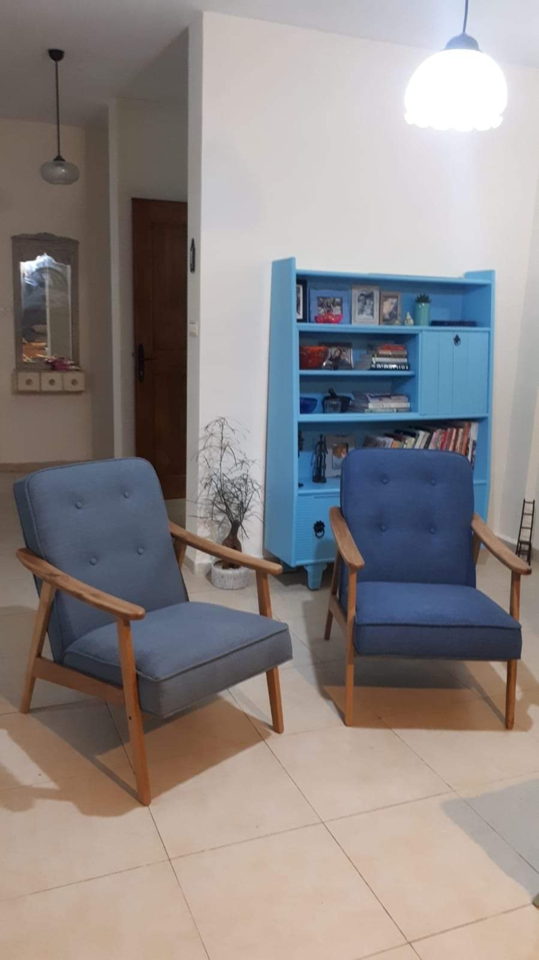 כורסא מעץ אלון גווני כחול