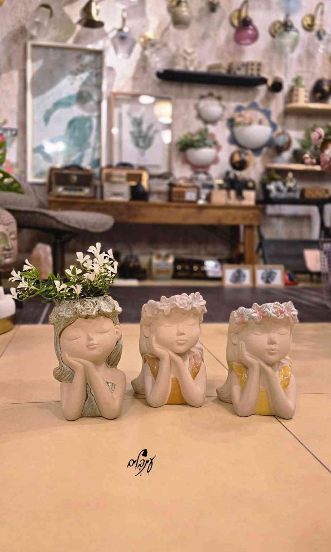 בית עציץ דמויות