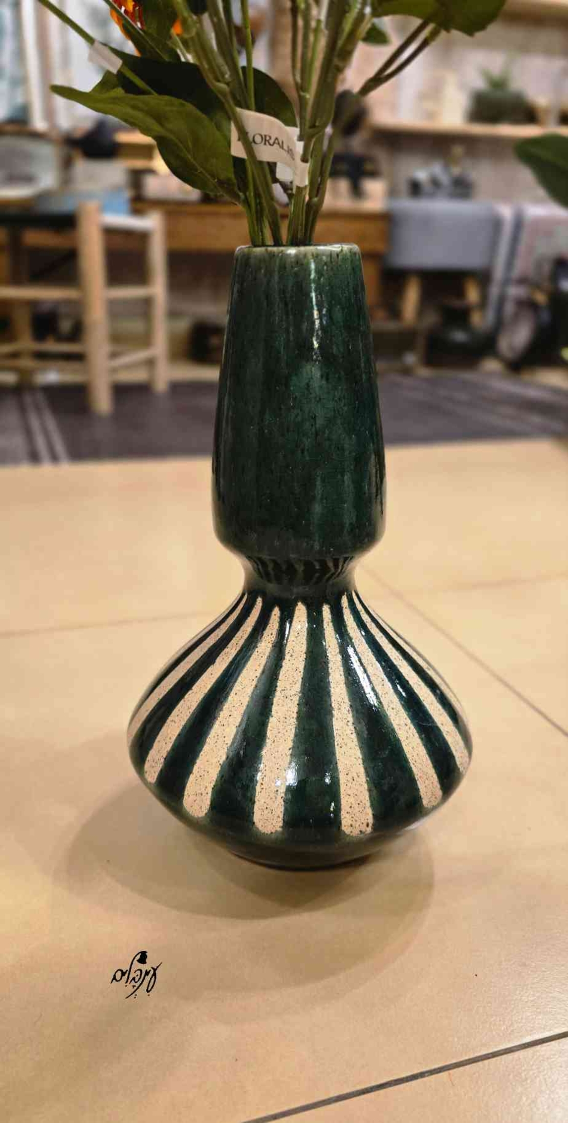 אגרטל קרמיקה מעוצב 3