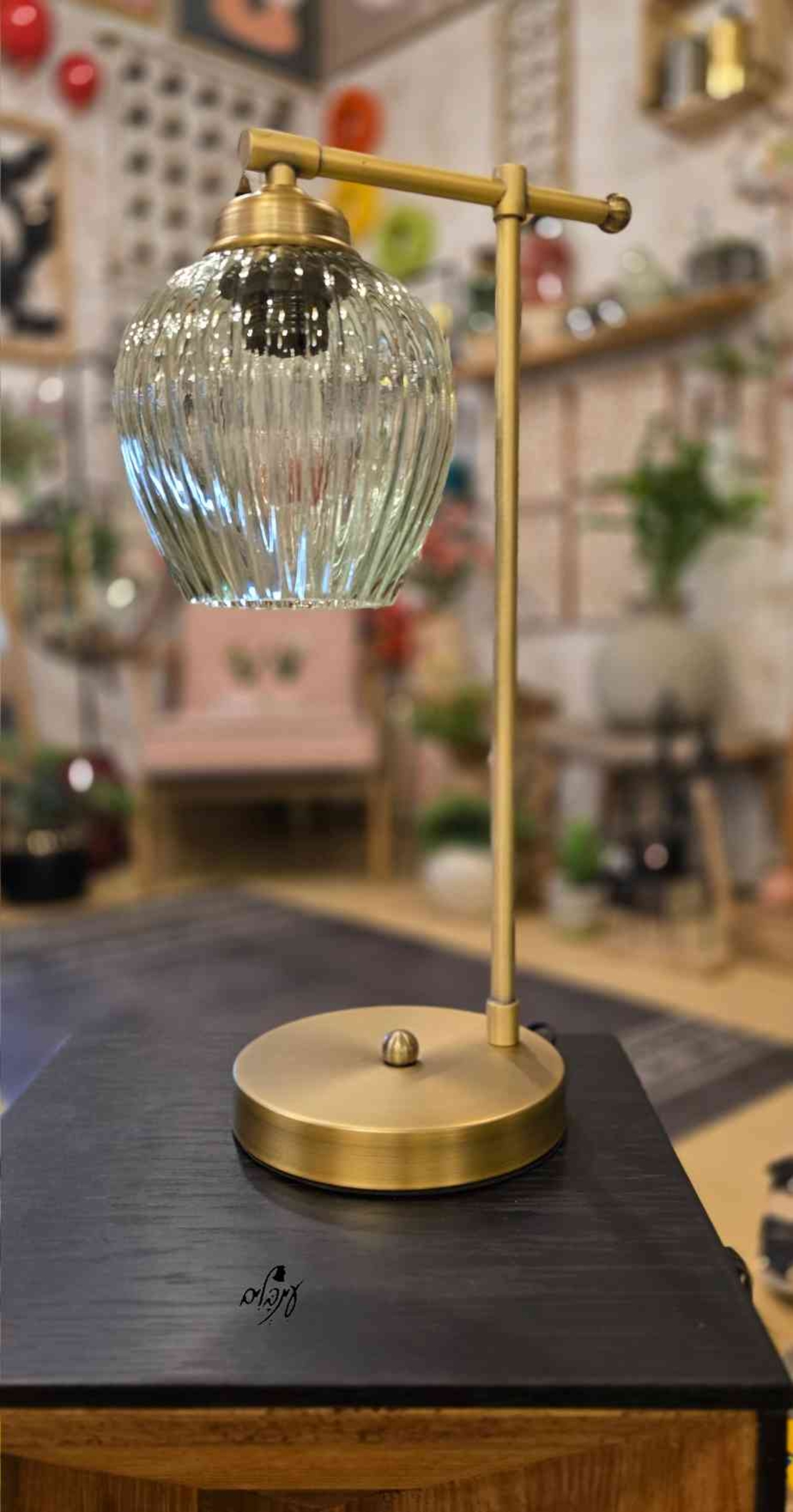 מנורת שירי זכוכית אגס ירקרק