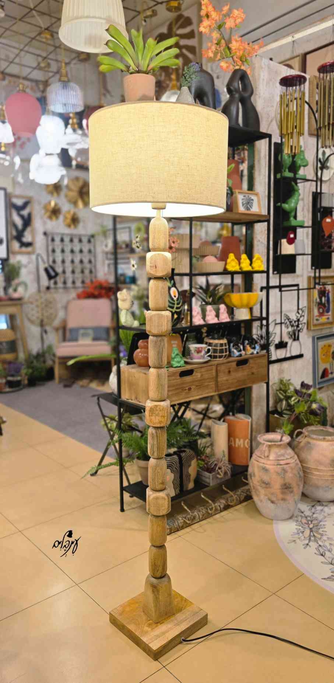 מנורת רגל קוביות עץ