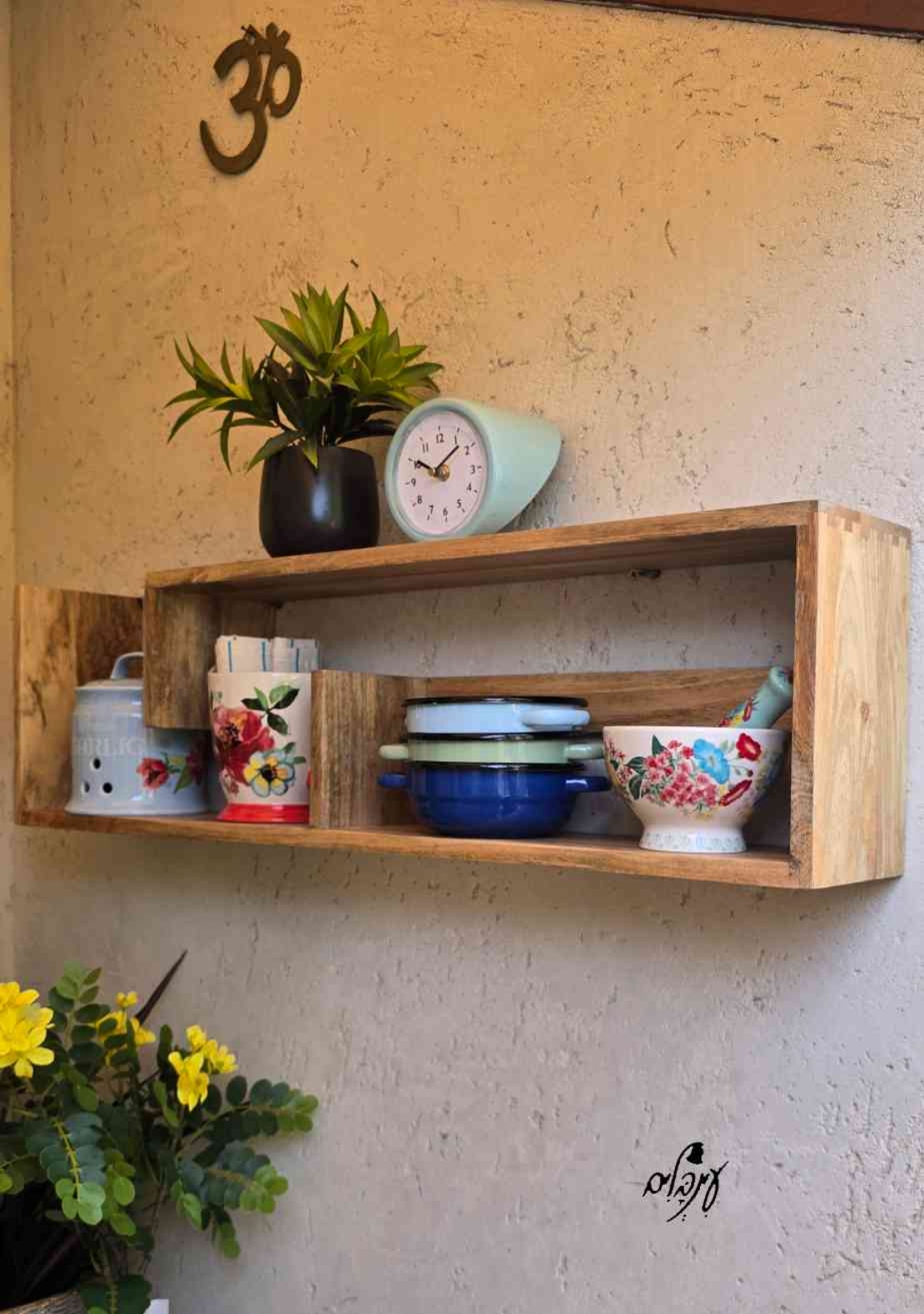 מדף מחולק מעוצב דו כיווני