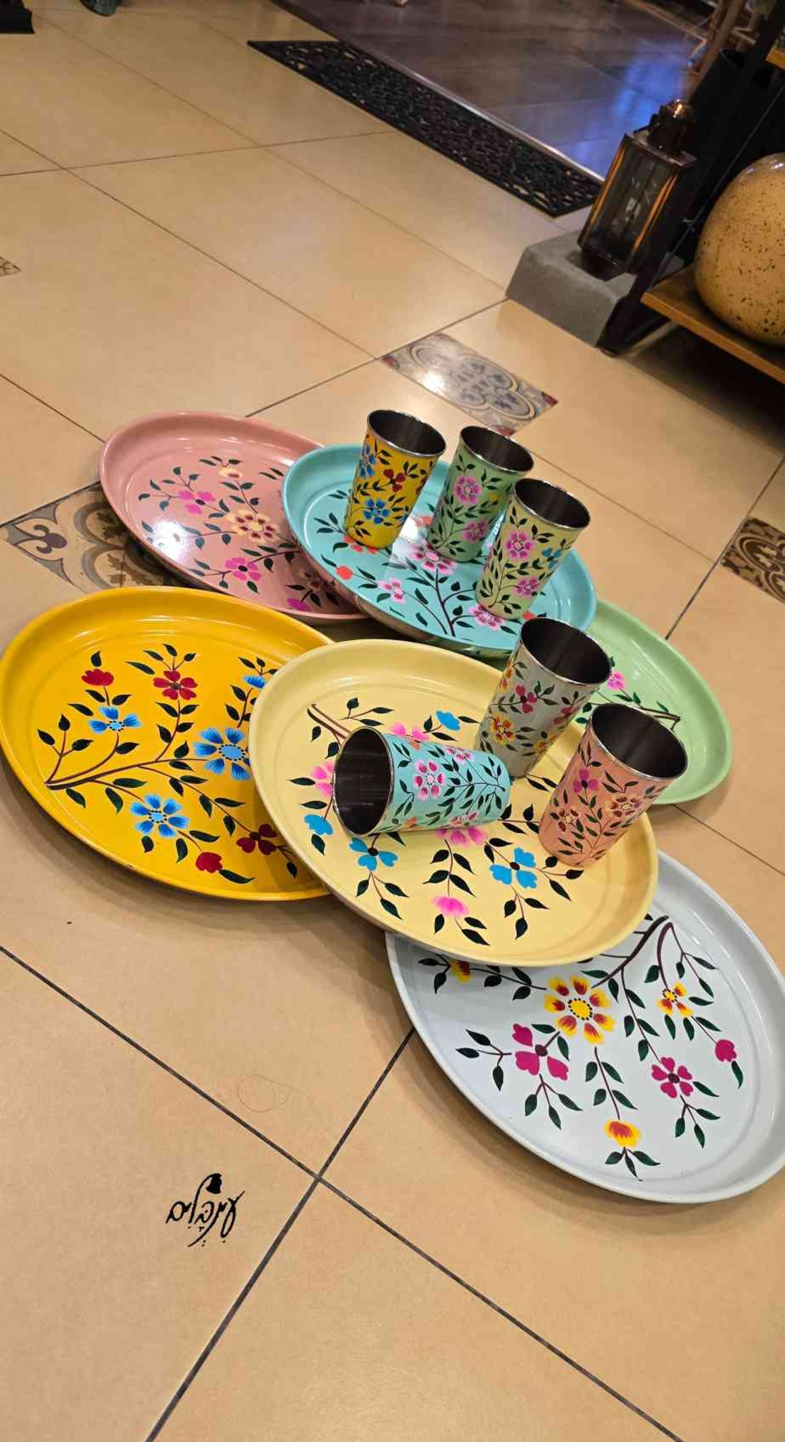 מגש נירוסטה מאוייר 1