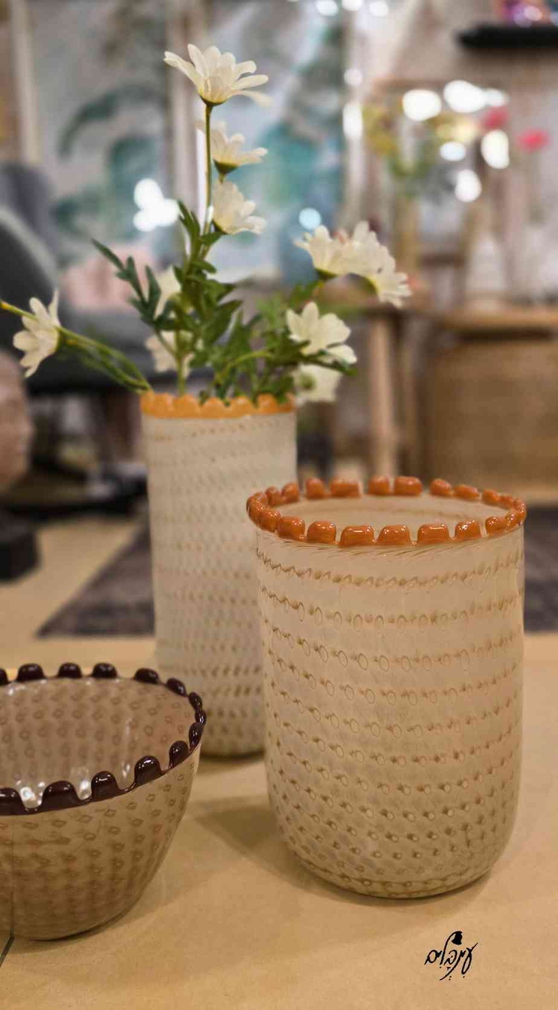 כד זכוכית מעוטר 1