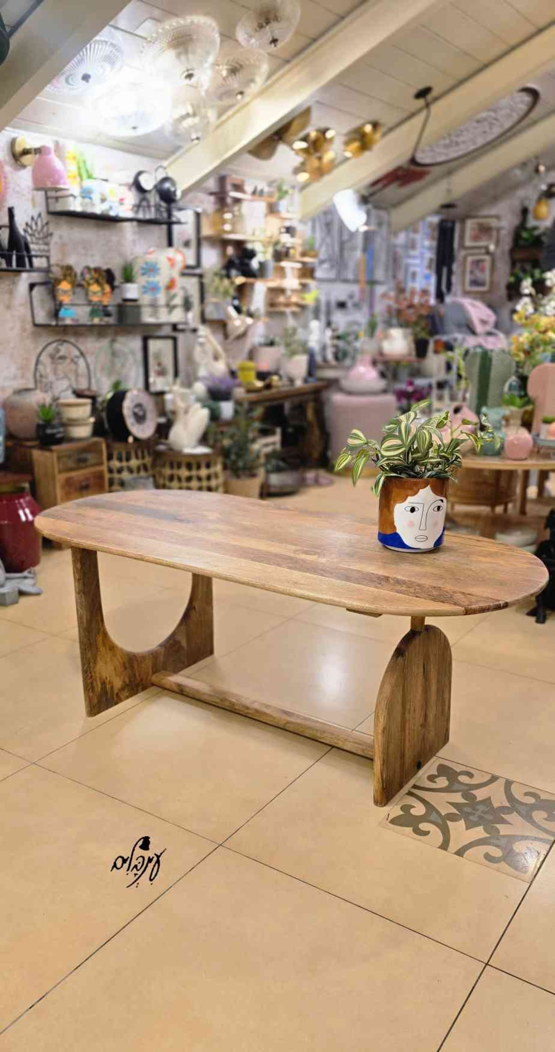 שולחן סלון U