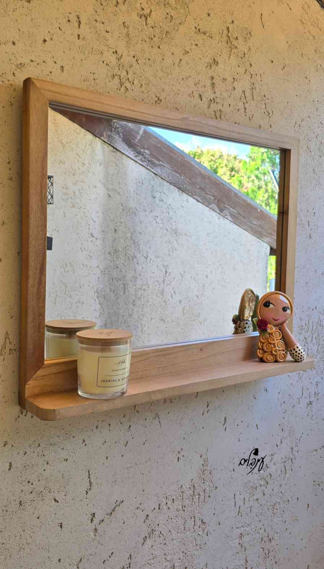 מראת מדף עץ