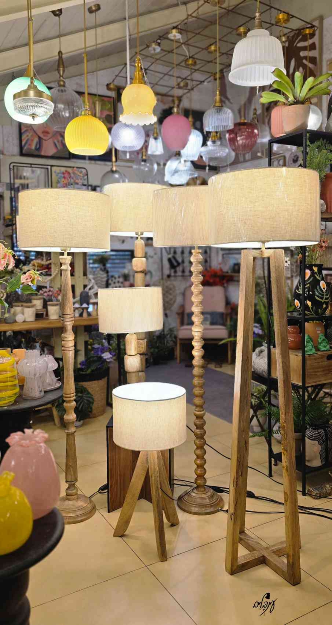 מנורת רגל עץ וינטג'