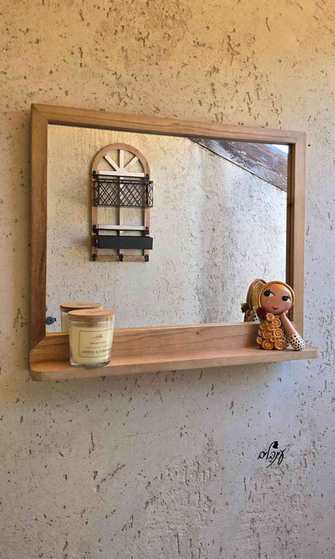 מראת מדף עץ