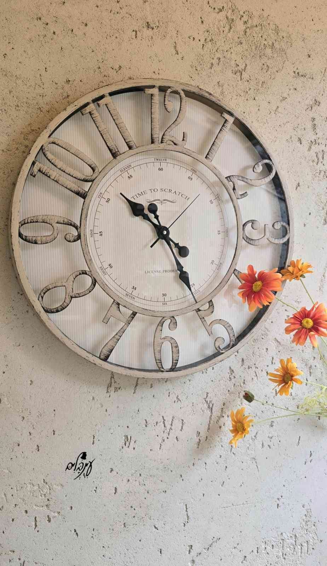 שעון ספרות שמנת  בסגנון וינטג'