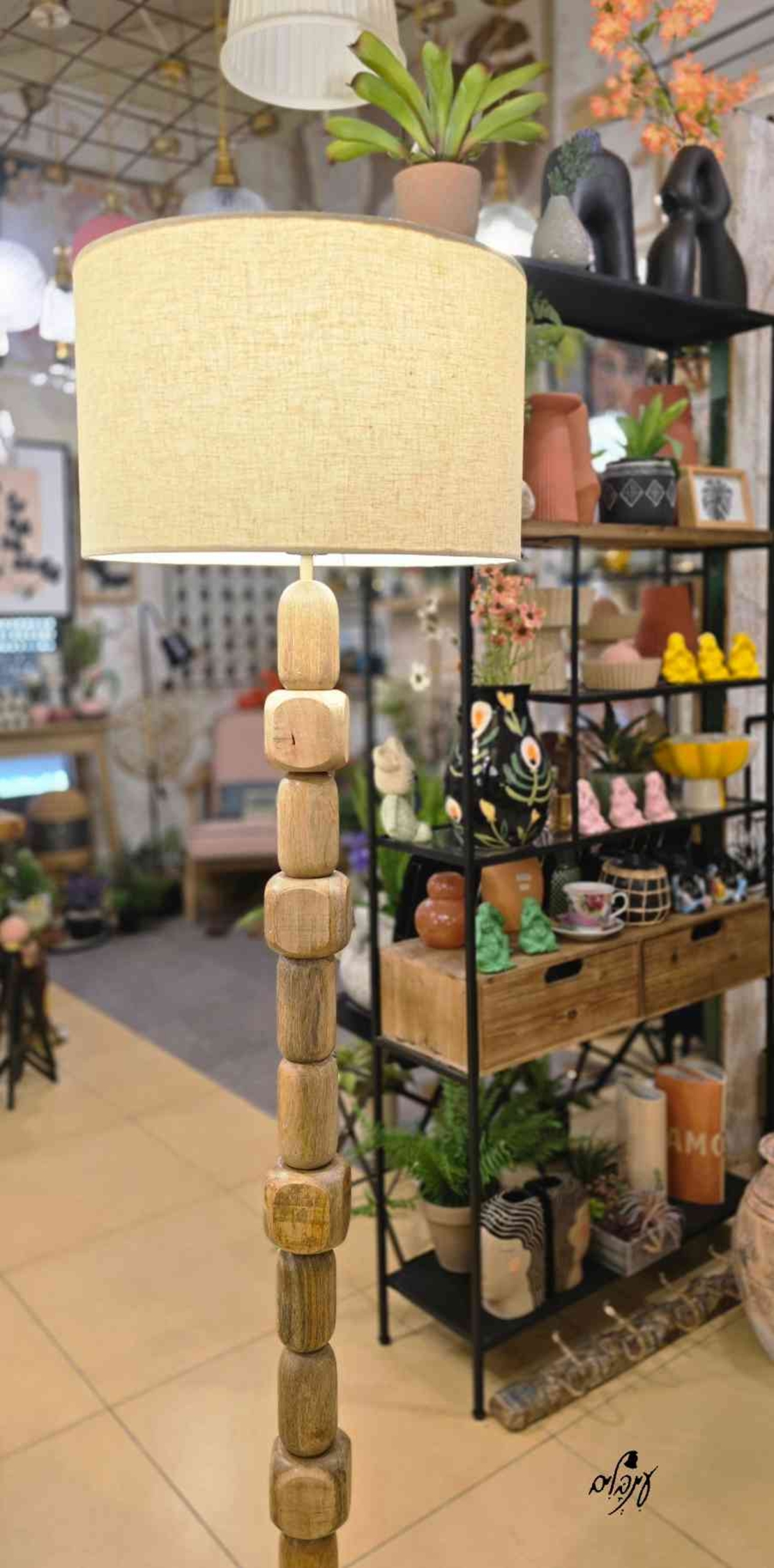 מנורת רגל קוביות עץ