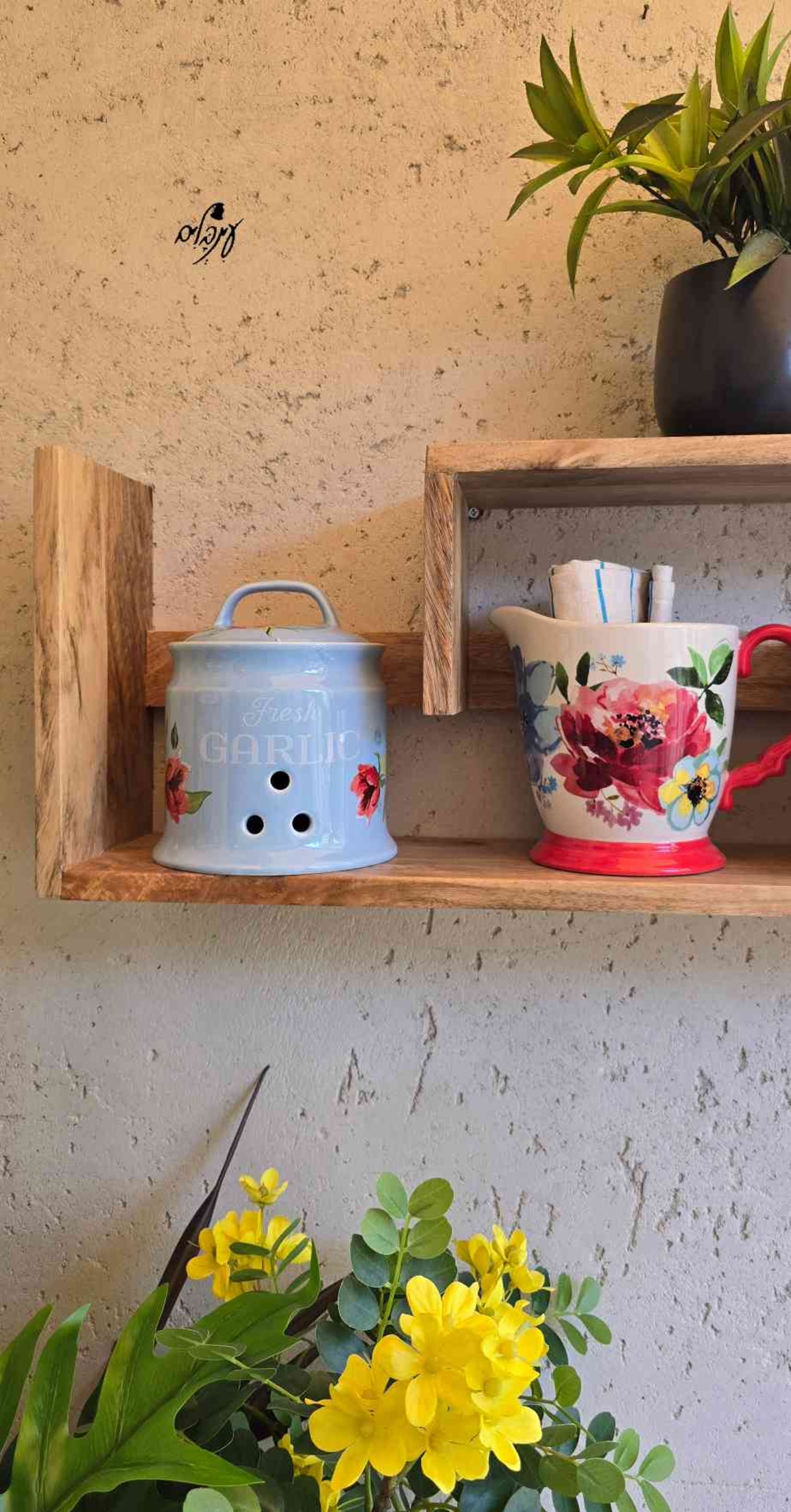 מדף מחולק מעוצב דו כיווני